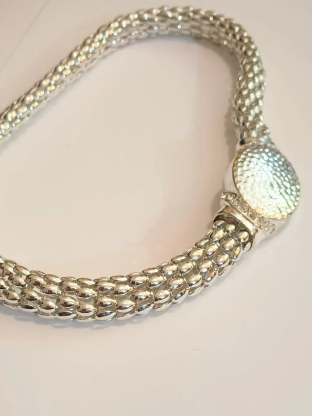 Magnetic Omega Mesh Collar Necklace 18